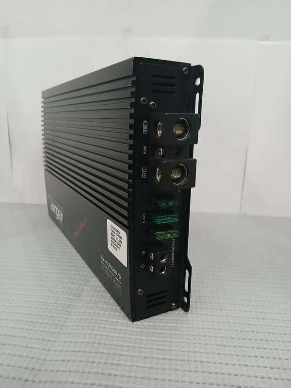 TARGA STREET BEAST 24OOOWATT CAR MONOBLOCK AMPLIFIER R2000