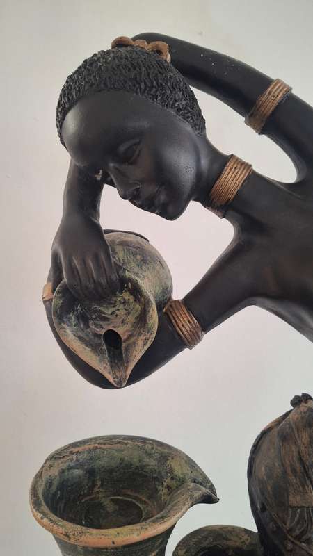 NUBIAN QUEEN SOLAR GARDEN FOUNTAIN