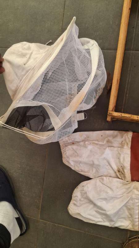 Bee Keeping Equiment