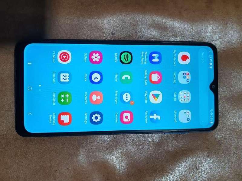 Samsung Galaxy A12