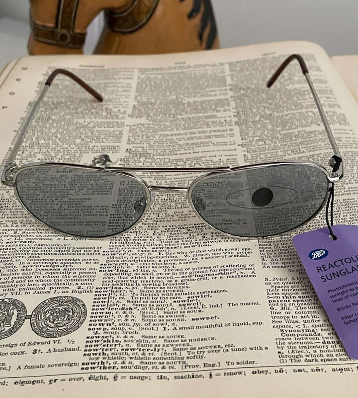 Boots Reactolite Sunglasses  Photochromic Lenses, Filter Category 3, Style 120Z(87Y)