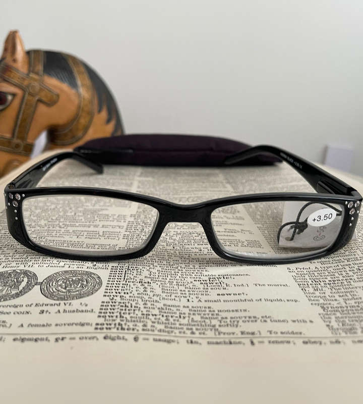 Sight Station by Foster Grant Vienna +3.50 Reading Glasses  Black Frame  Fabric Pouch  Brand New