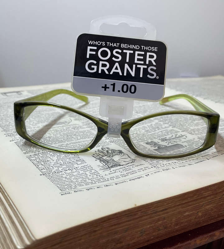 Foster Grant +1.00 Reading Glasses  Green Floral | RFXLAA100MT | 52-19-126 | PD 62mm