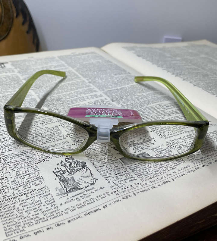 Foster Grant +1.50 Reading Glasses  Green Natural Floral Design | RFXLAA100MT | Stylish & Comfortab