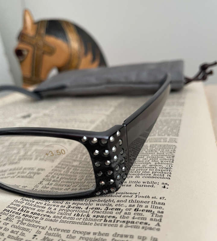 Sight Station by Foster Grant Bella Grey +3.50 Reading Glasses with Fabric Pouch