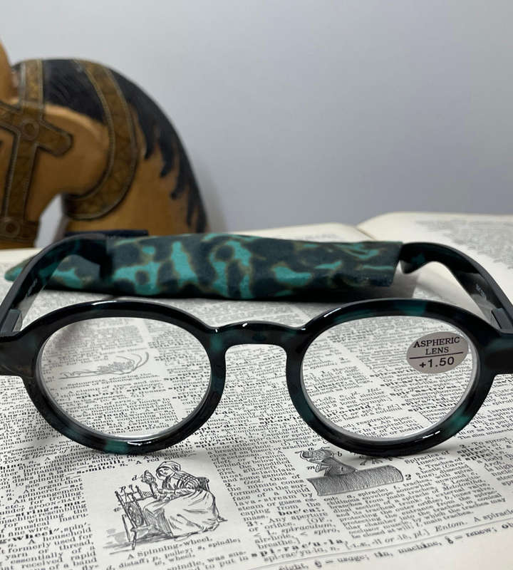 Sight Station HARRY +1.50 Reading Glasses  Green Frame with Matching Sleeve | Aspheric Lenses