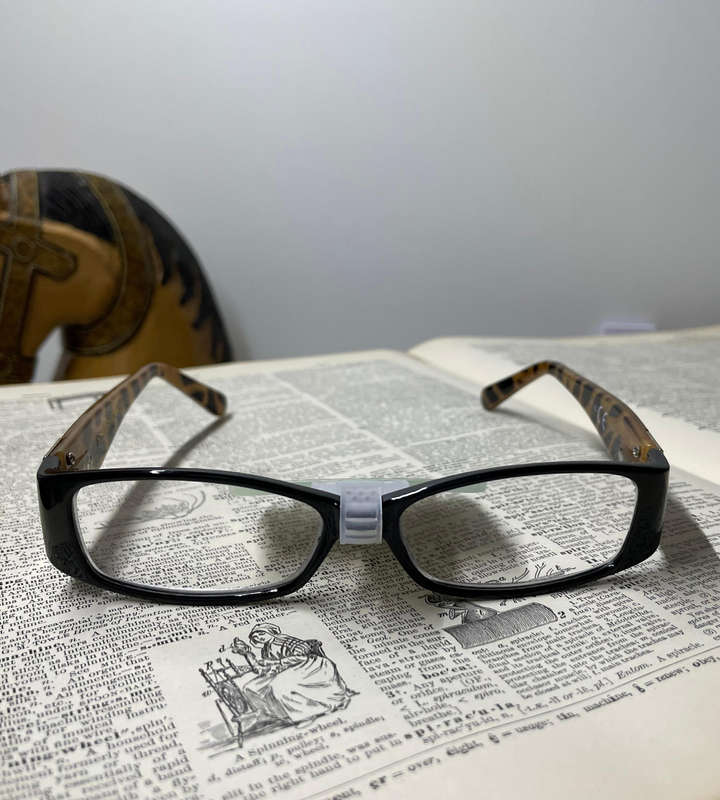 Foster Grant RFCKAI150MT +1.50 Reading Glasses  Stylish Gold & Black Leopard Design