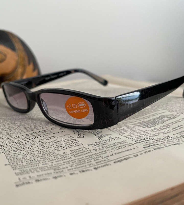 Sight Station Tinted Reading Glasses +2.00  Pinstripe Frame 8501-4044  Aspheric Lenses