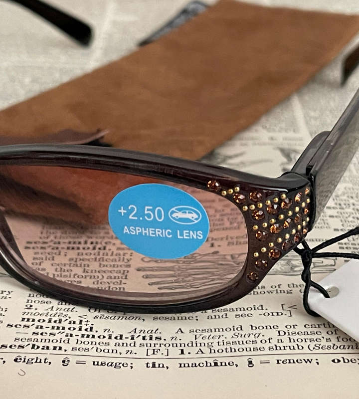 Sight Station RIO +2.50 Reading Glasses  Colorful Fashion Readers with Fabric Pouch | PD 62mm