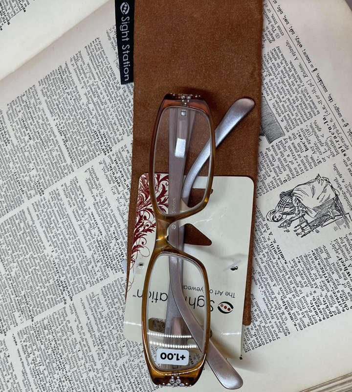 Sight Station +1.00 Reading Glasses  Vermont Brown | Lightweight | With Fabric Pouch