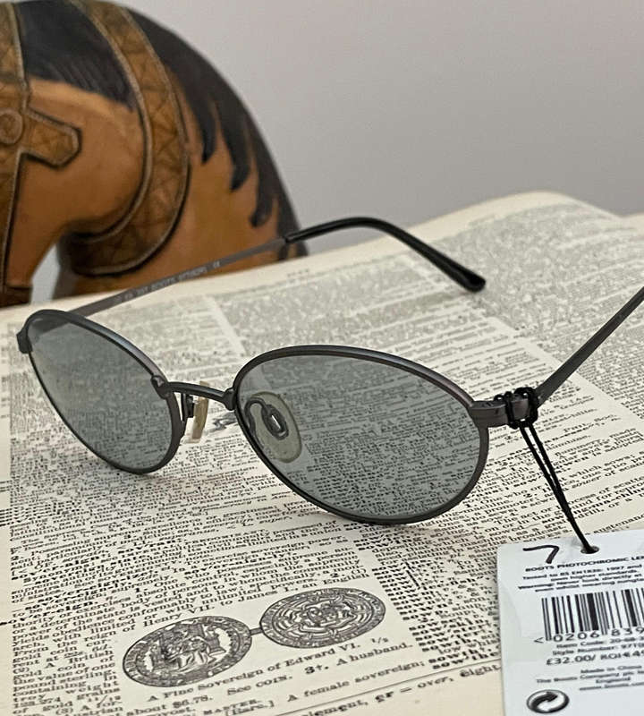 BOOTS Reactolite Sunglasses  Photochromic Lenses | Clearance | New & Unused