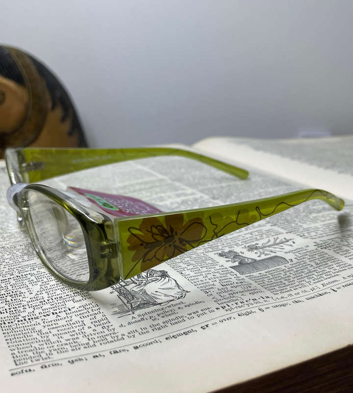 Foster Grant +1.50 Reading Glasses  Green Natural Floral Design | RFXLAA100MT | Stylish & Comfortab