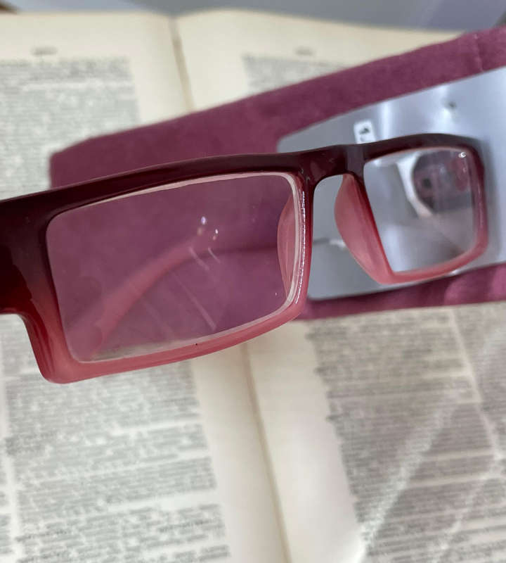 Foster Grant +1.50 Caspian Red Reading Glasses  Mauve Gradient | With Fabric Sleeve | Stylish & Com