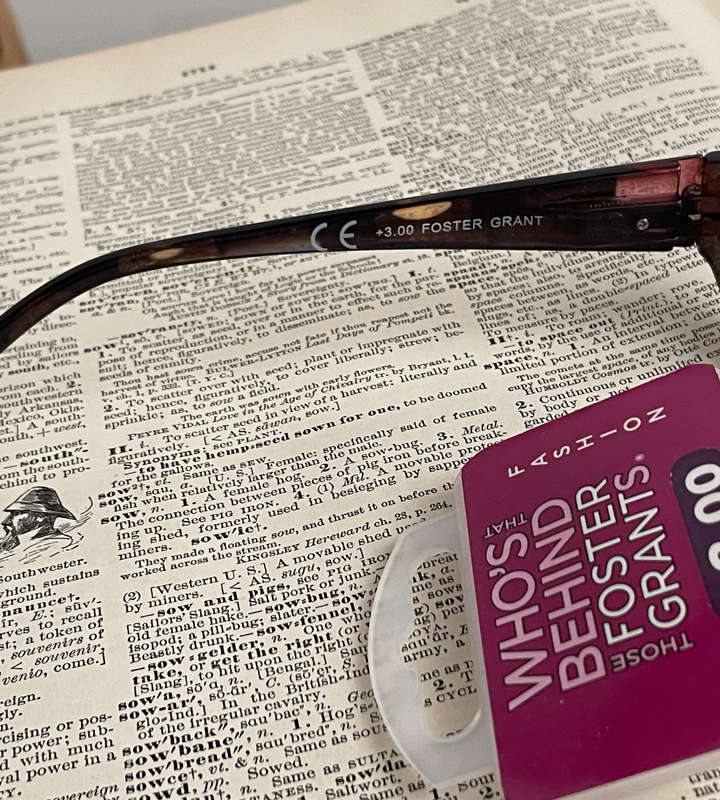 Sale  Foster Grant +3.00 Polka Dot Reading Glasses | RFCUR150 UK Model LO0413 | 52-18-140