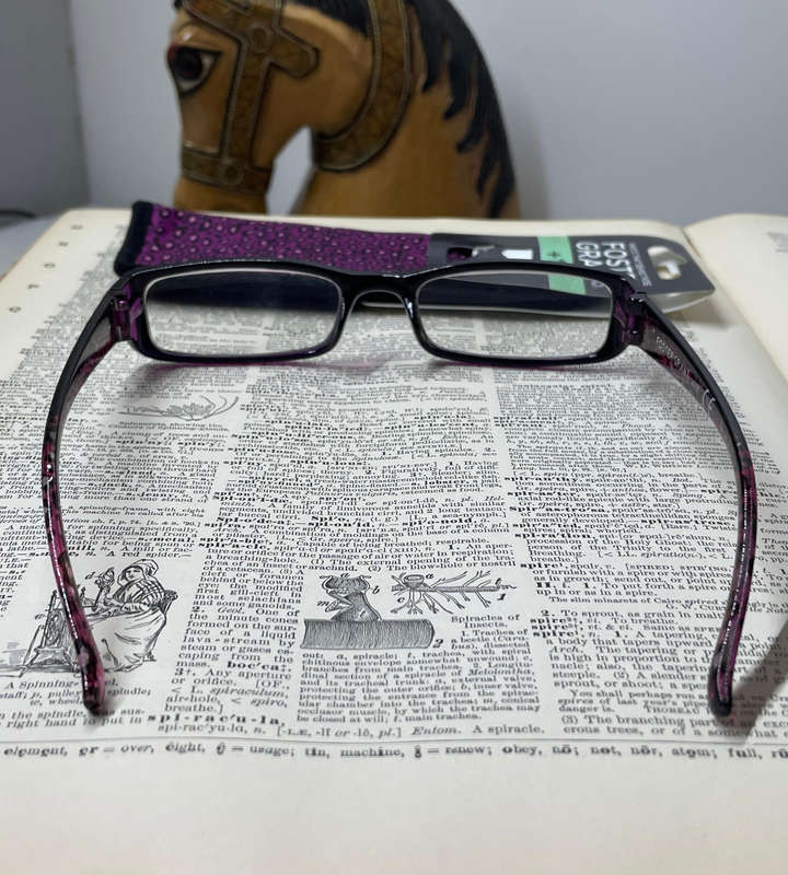Foster Grant CORA +1.50 Reading Glasses  RFCOR150 | Elegant Style with Purple Fabric Sleeve | 52-19