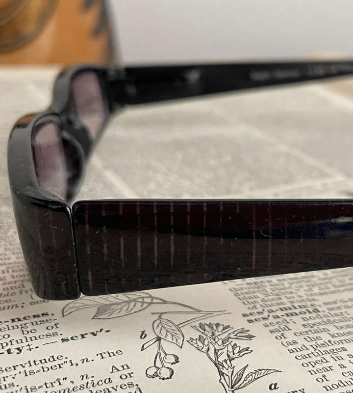 Sight Station Tinted Reading Glasses +2.00  Pinstripe Frame 8501-4044  Aspheric Lenses