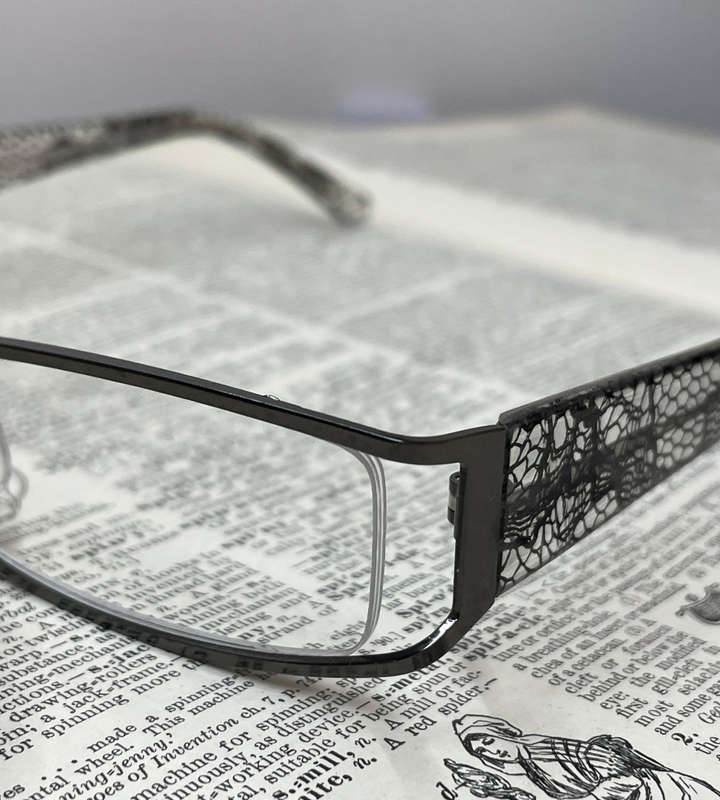 Foster Grant RFCLAC150MT +1.50 Reading Glasses  Elegant Black & Silver Lace Design