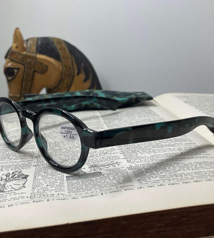 Sight Station HARRY +1.50 Reading Glasses  Green Frame with Matching Sleeve | Aspheric Lenses
