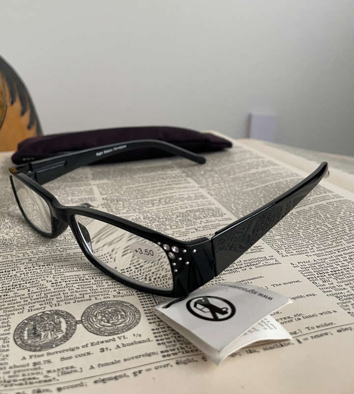 Sight Station by Foster Grant Vienna +3.50 Reading Glasses  Black Frame  Fabric Pouch  Brand New