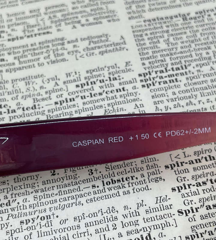 Foster Grant +1.50 Caspian Red Reading Glasses  Mauve Gradient | With Fabric Sleeve | Stylish & Com