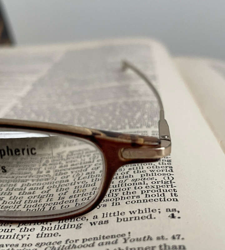Foster Grant Keats KEA300 +3.00 Super Lightweight Reading Glasses with Spring Hinges & Readilite Asp