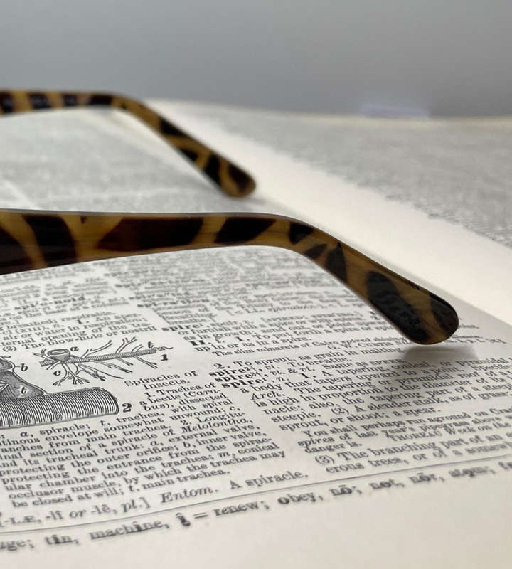 Foster Grant RFCKAI150MT +1.50 Reading Glasses  Stylish Gold & Black Leopard Design