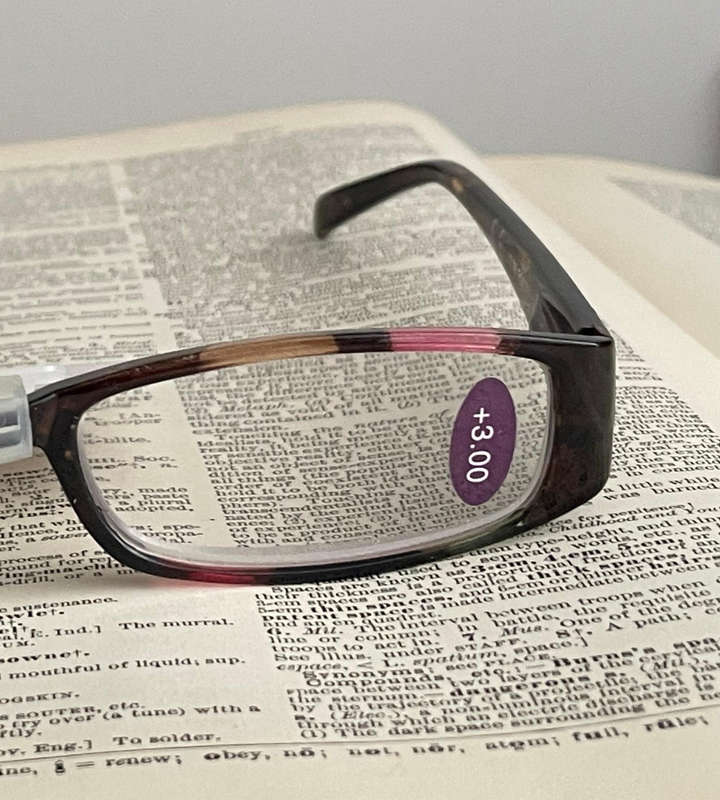 Sale  Foster Grant +3.00 Polka Dot Reading Glasses | RFCUR150 UK Model LO0413 | 52-18-140