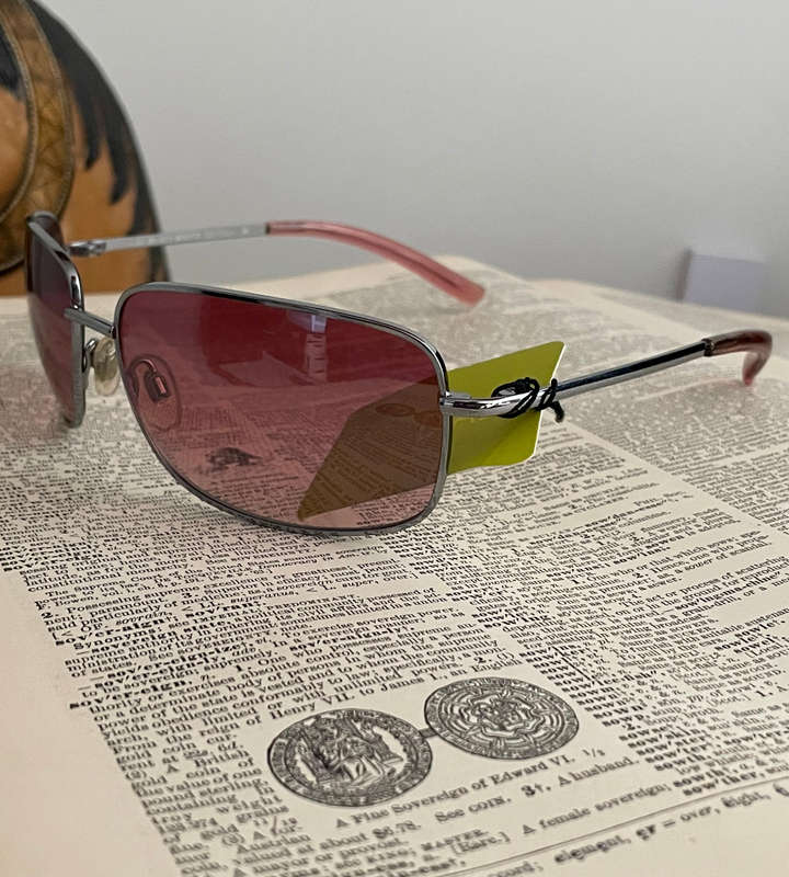Boots Contemporary Sunglasses  Style 72V (72U)  100% UV Protection, Medium Tint, Tested to BS EN 1