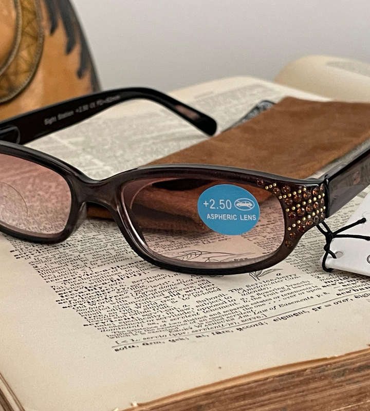 Sight Station RIO +2.50 Reading Glasses  Colorful Fashion Readers with Fabric Pouch | PD 62mm