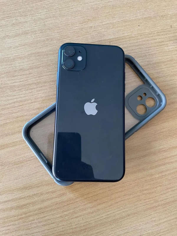 Preowned Apple iPhone 11  64GB  Excellent Condition  Unlocked