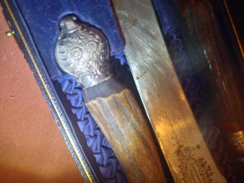 Antique carving set