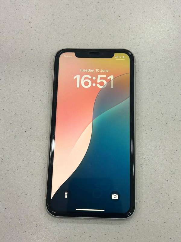 iPhone XR