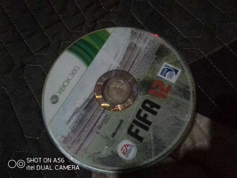 Assassins Creed II (Xbox 360)  Complete with Manual + FREE FIFA 12