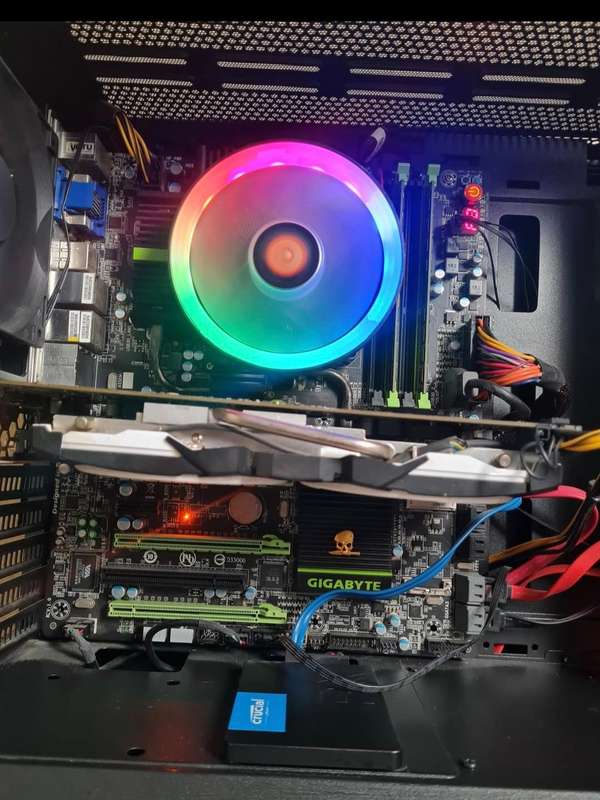 Gigabyte G1 Sniper 3 E-ATX