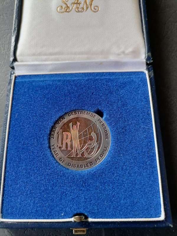 1981 1 Rand Commemorative Coin  Year of Disabled People  Proof in Original SA Mint Case