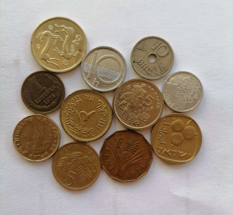 Lot of small Mixed World Coins  Collectible Foreign Coins from Various Countries