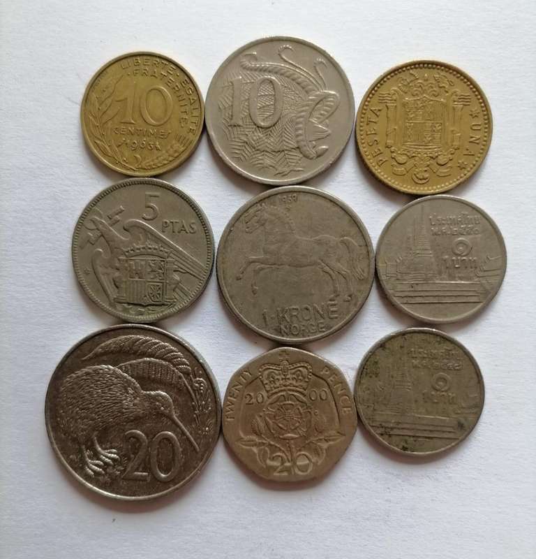 Lot of 9 World Coins Featuring Portraits & Busts  Europe, Asia & Oceania (1960s2000s)