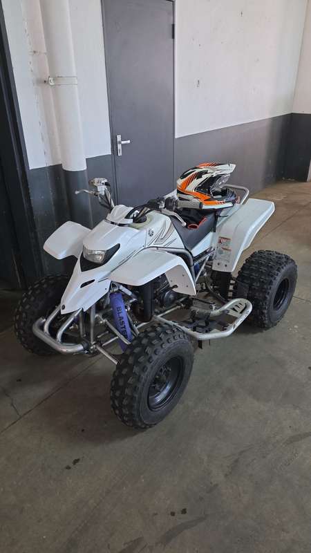YAMAHA 200CC BLASTER