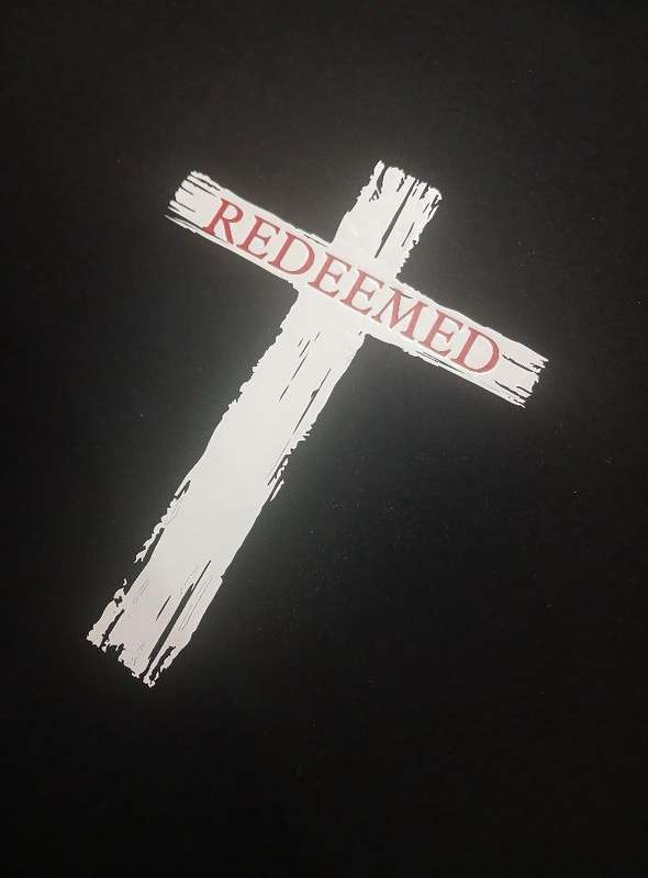 T-shirt - Redeemed