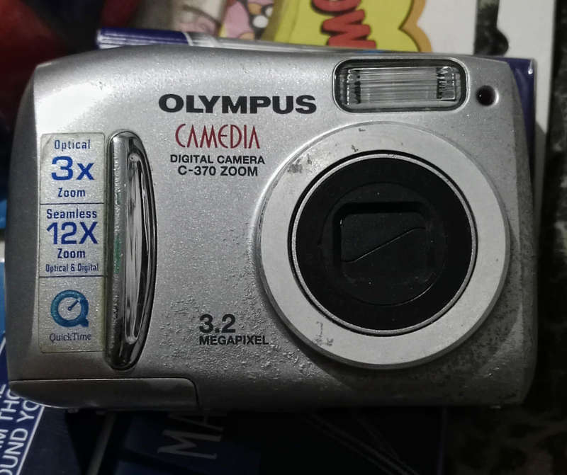 Olympus Camedia C-370 Zoom digital