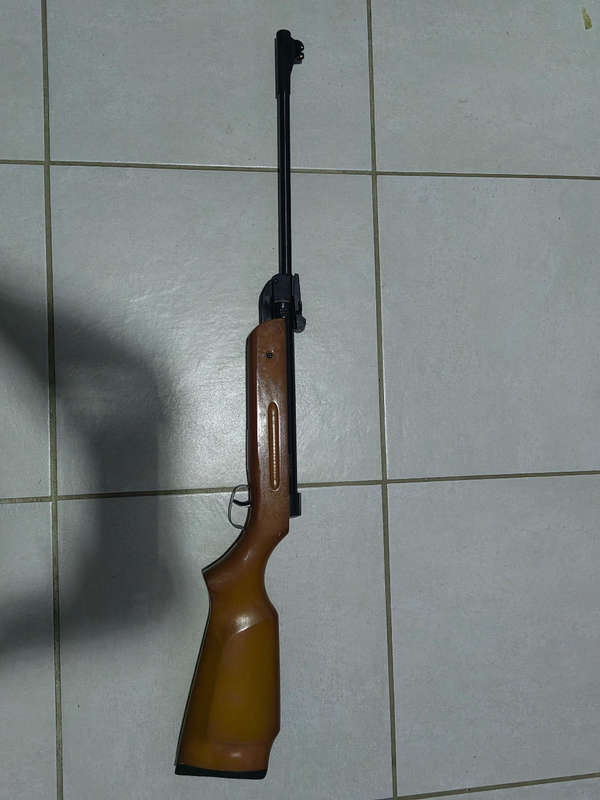AIR RIFLE