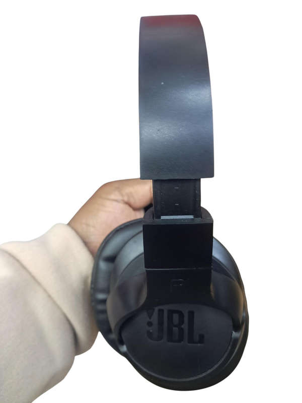 JBL HEADPHONES
