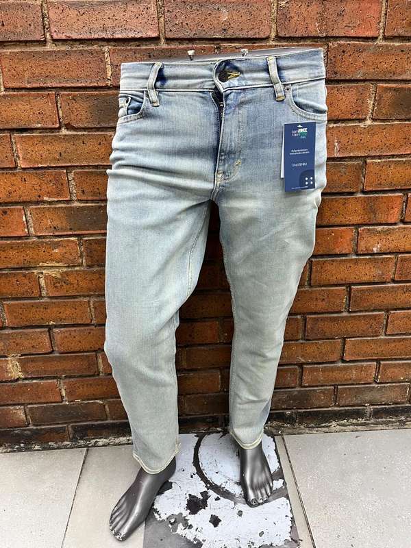 ZARA JEAN TROUSERS FOR MEN