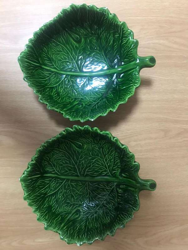 Bordallo Pinheiro Medium Cabbage Leaf Ceramic Salad Bowls - Set of 2