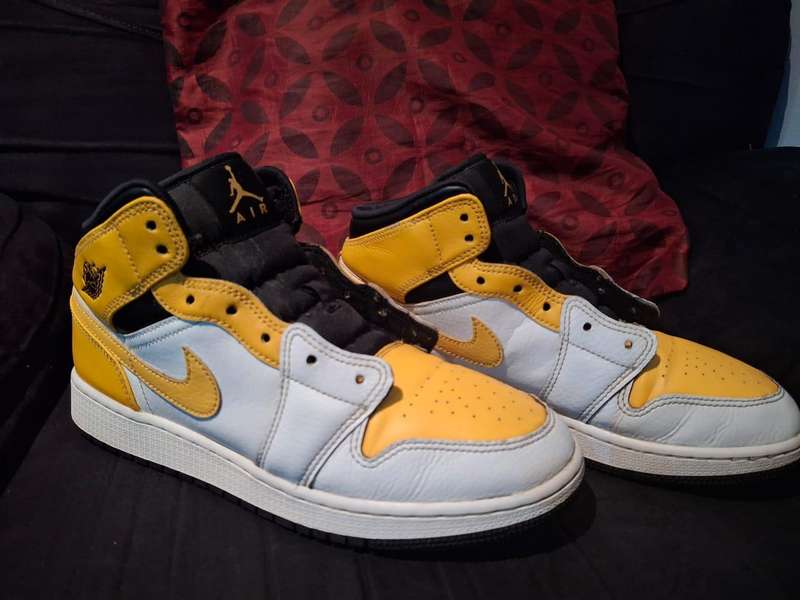 Mens Nike Jordan 1