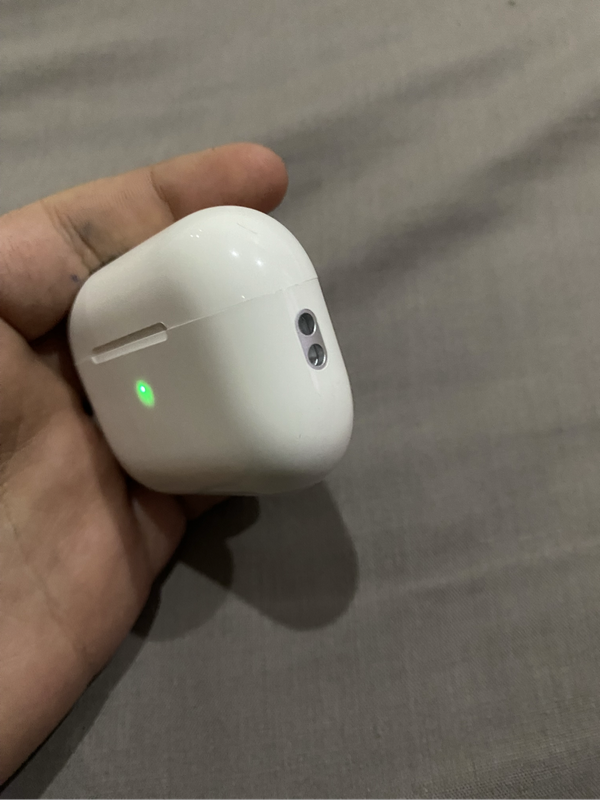 AirPods
