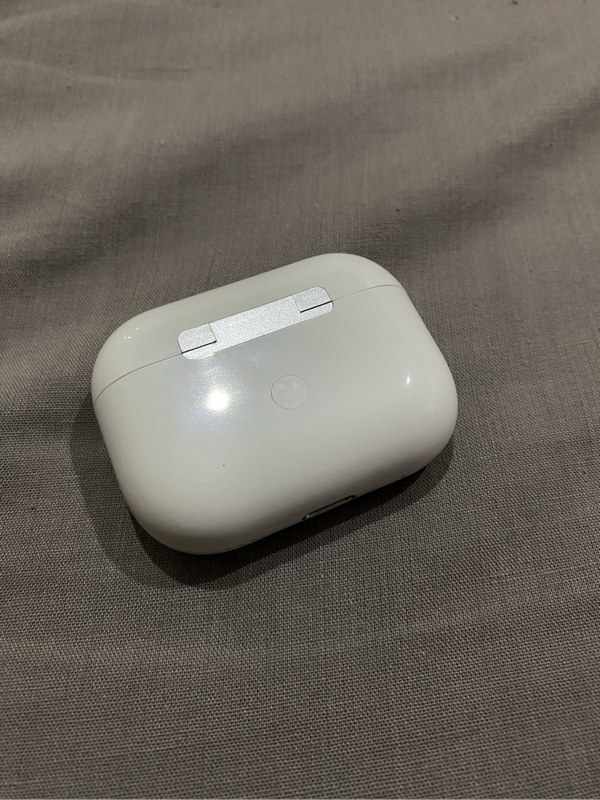AirPods