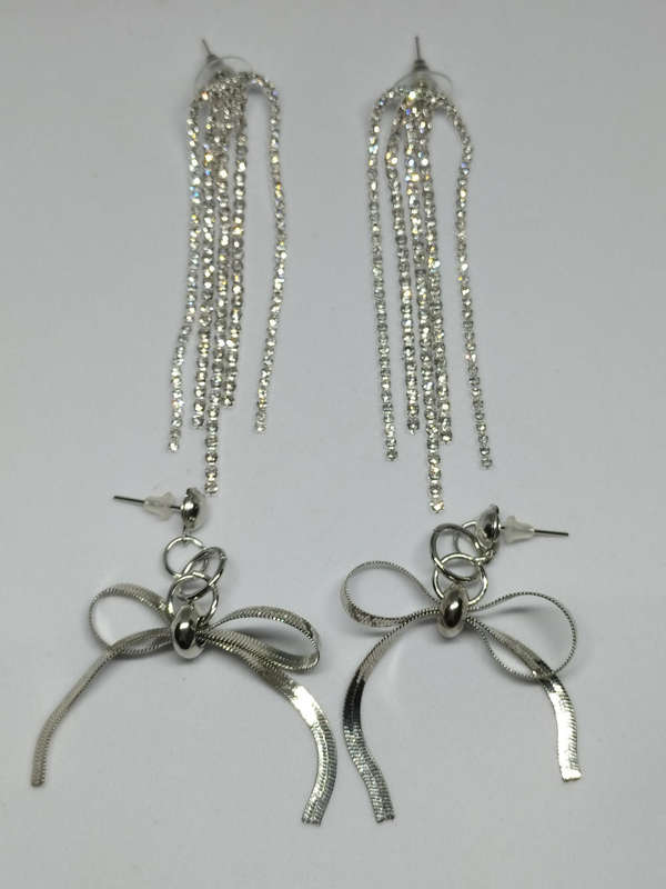 Silver Sparkly Earring Set