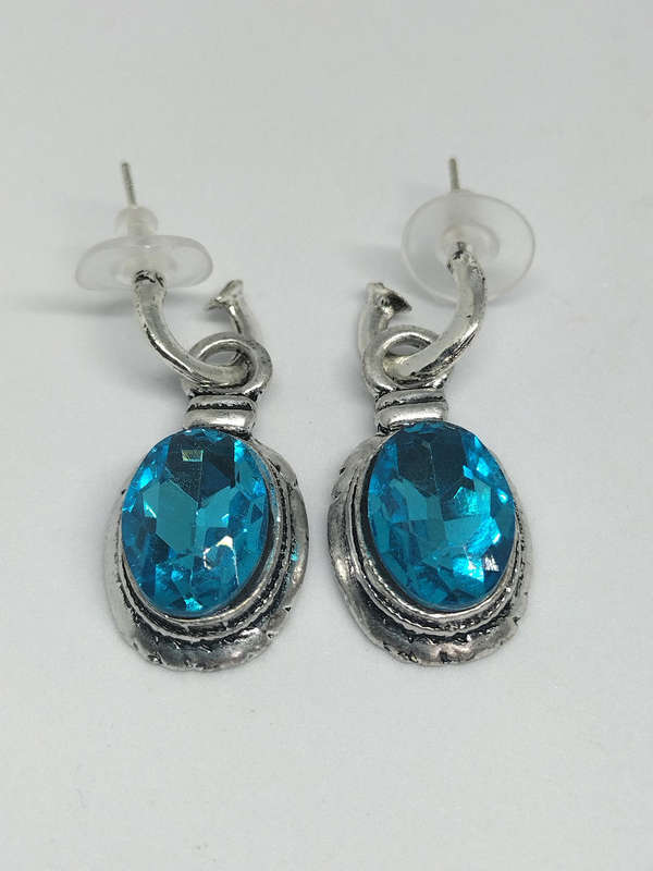 Earrings Oval Blue and Clear crystal set of 2