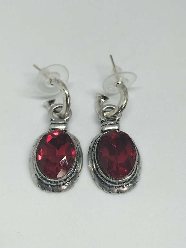 Earrings Ruby Red set of 2